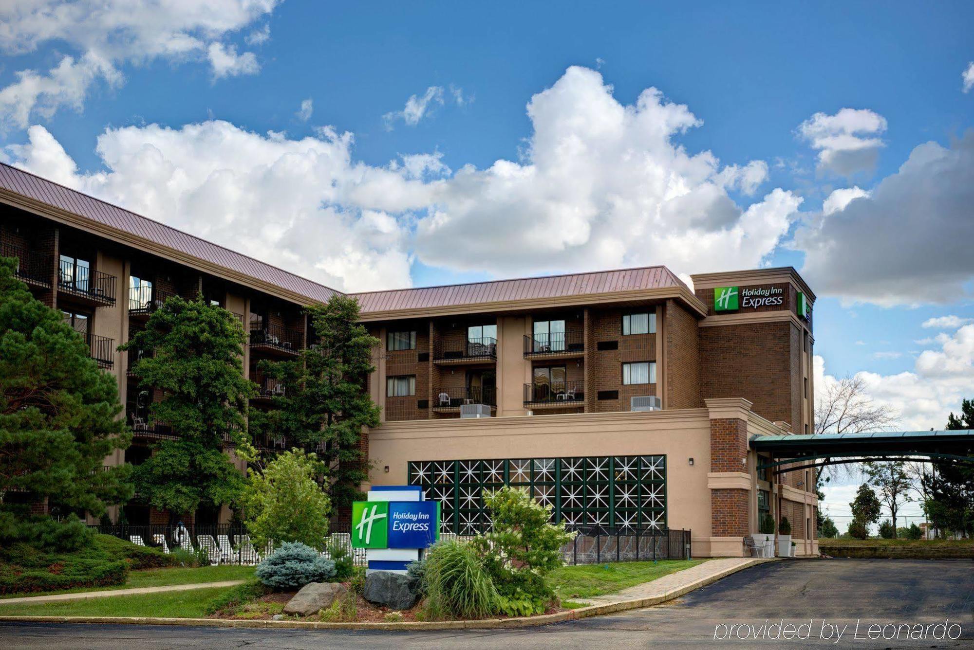 Holiday Inn Express Schaumburg-Rolling Meadows By Ihg Екстериор снимка